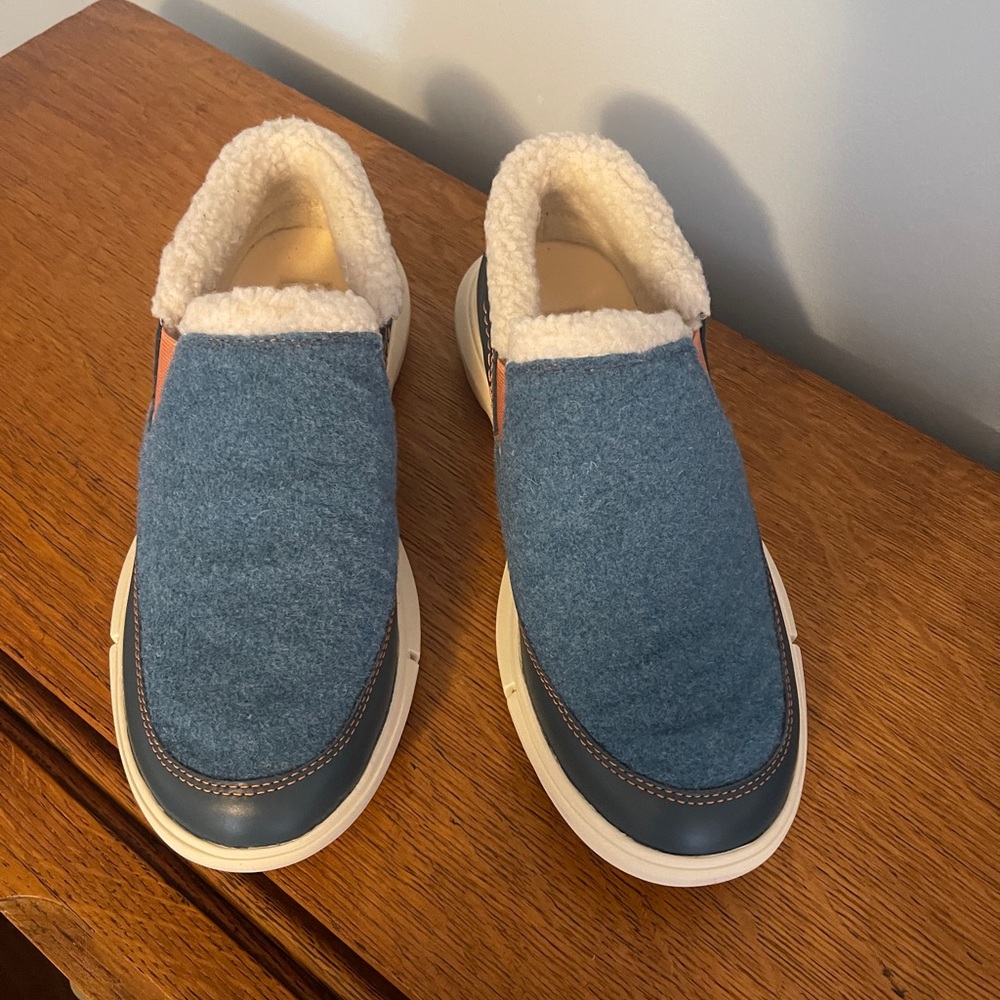 Never worn.  New in box Sorel women’s shoes